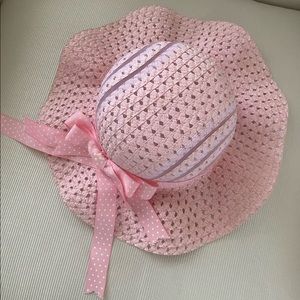 Little girl / Baby Girl pink straw hat